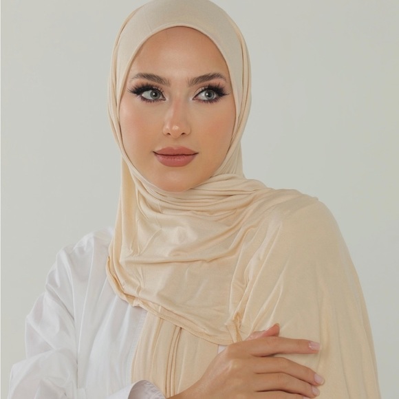 Super soft and stretchy jersey hijabs shawl Beige scarf - Picture 1 of 6